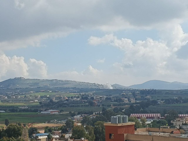 نجاة عائلة باعجوبة بعد غارة اسرائيلية على منزل في يحمر الشقيف!