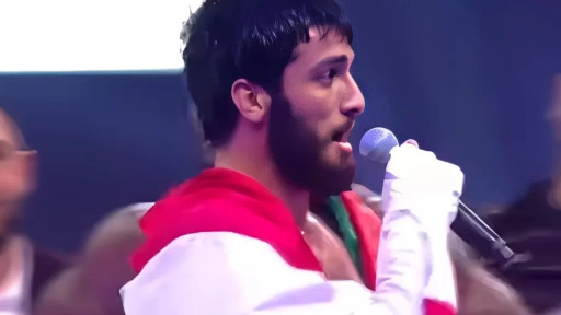 بالفيديو - اللبناني نسيب حمادة يهزم بطل العالم في بطولة للملاكمة .. ويوجه الأنظار نحو جنوب لبنان!