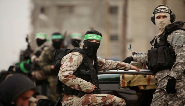 بالصور - رسالة من "القسام" بـ"لسان حال" أسرى الاحتلال