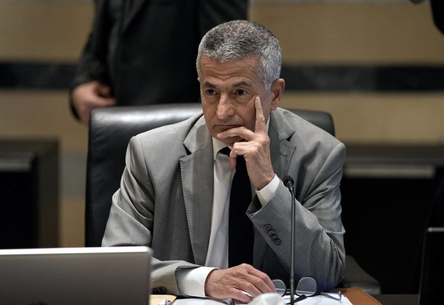 تعميمٌ من الخليل إلى الوزارات... ماذا تضمن؟