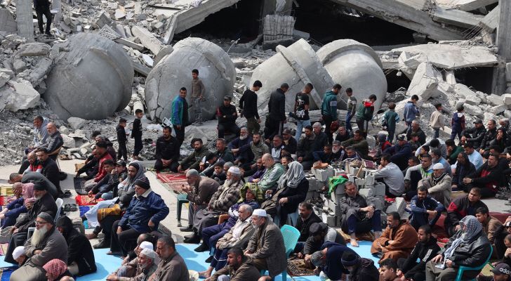 الرئاسية العليا لشؤون الكنائس: "إسرائيل" تغتال فرحة شعبنا بعيد الأضحى المبارك كما تغتال أرواح الآلاف من أبنائه