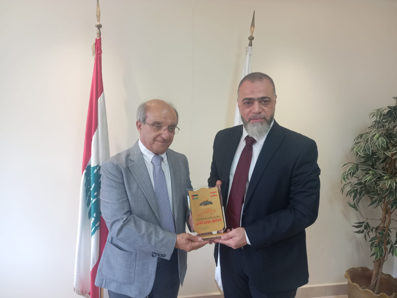 أبو العينين يبحث مع وزير الشباب والرياضة جورج كلاس وضع اللاعب الفلسطيني