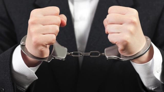 بِكمين محكم... توقيف شخصين يؤلّفان عصابة سرقة وسلب دراجات آليّة