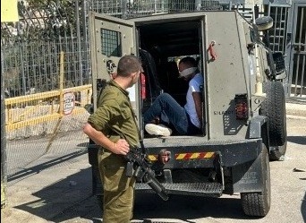 الاحتلال يعتقل 40 فلسطينياً من الضفة!