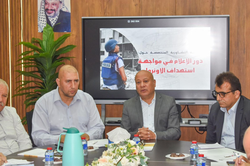 د. أبو هولي: الاعلام ركيزة أساسية في فضح الادعاءات الإسرائيلية المزيفة