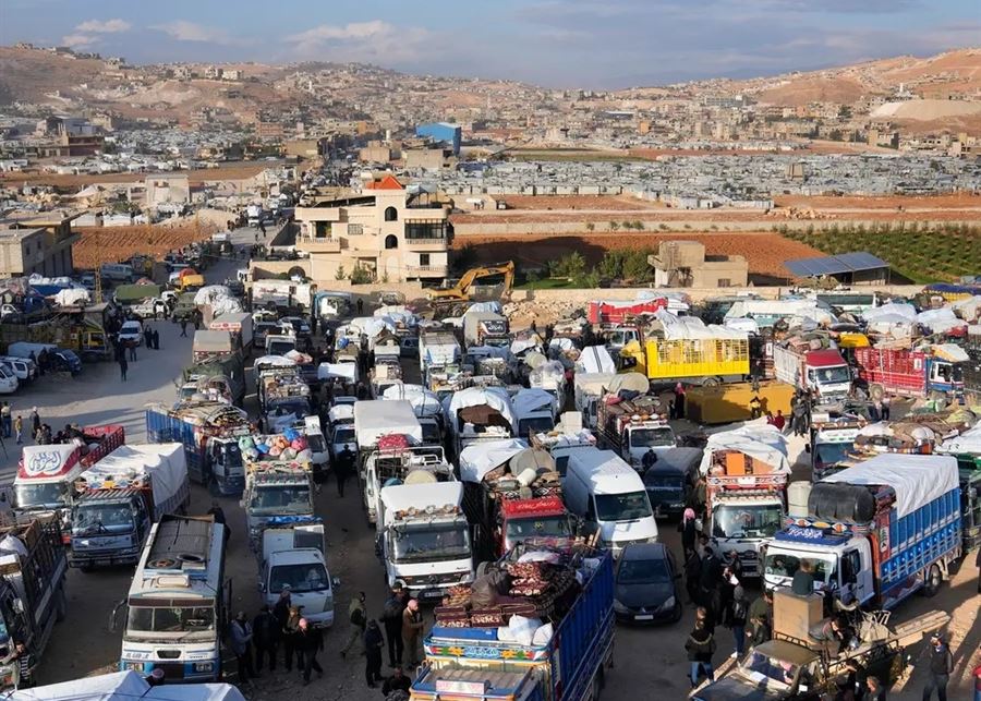 من لبنان وعدة دول أخرى.. كم بلغ عدد اللاجئين الذين عادوا إلى سوريا؟