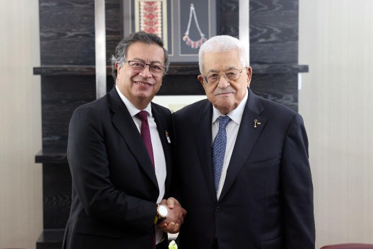 الرئيس عباس يجتمع مع نظيره الكولومبي في نيويورك