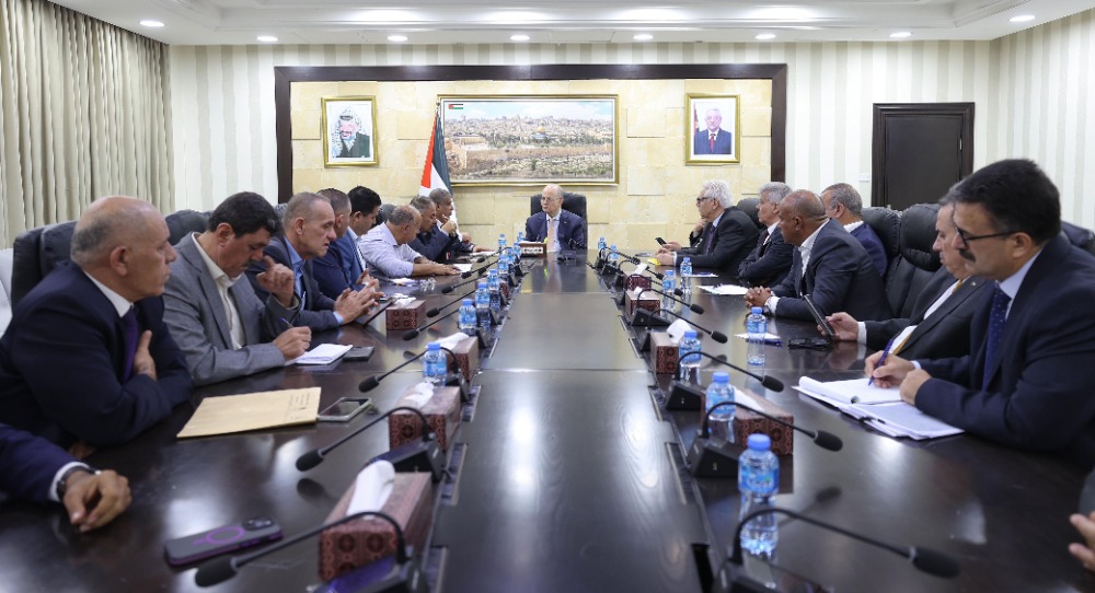 رئيس الوزراء الفلسطيني د. مصطفى يستقبل فعاليات محافظة طوباس والأغوار الشمالية ويطّلع على أهم الاحتياجات
