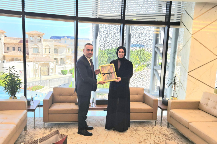 السفير أبو الرب يبحث مع وزيرة التربية والتعليم في قطر دعم القطاع التعليمي في فلسطين