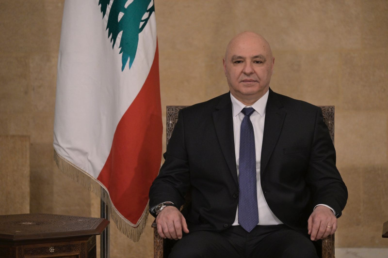 الرئيس عون يتسلم دعوة للمشاركة بالقمة العربية في القاهرة
