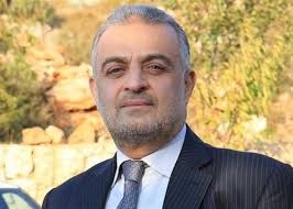 أسعد الحريري يناشد وزير الاتصالات لإعادة النظر في الضريبة الجمركية على الهواتف المحمولة