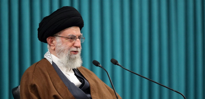 الإمام الخامنئي يوجه بكشف أي إهمال أو تعمد في حادثة انفجار ميناء بندر عباس