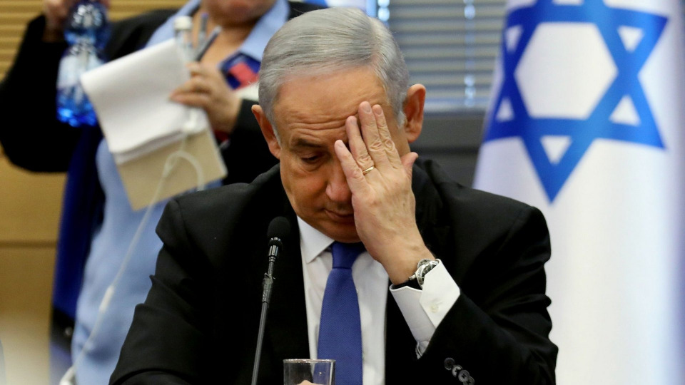 بالصور - موكب نتنياهو يتعرض لحادث سير في القدس!