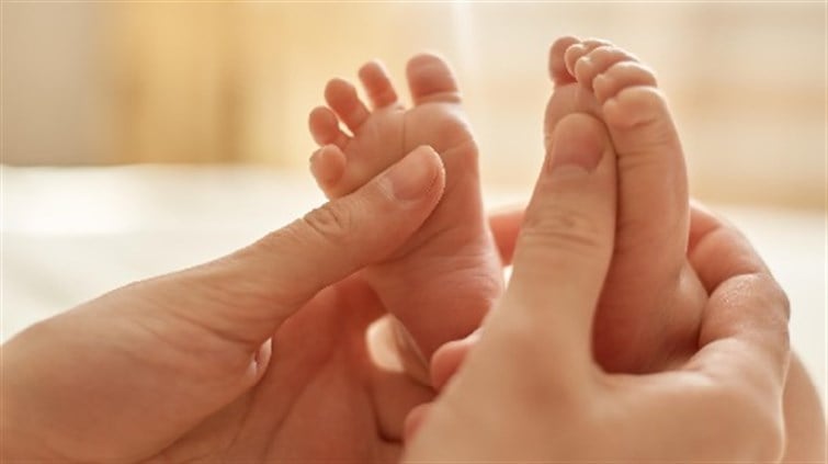 وزارة الصحة تفتح تحقيقاً بوفاة رضيعة في حضانة بزوق مصبح
