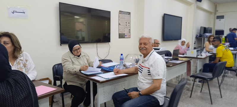 قبل ساعات على اقفال باب الترشح في سرايا صيدا.. كم بلغ عدد المرشحين؟