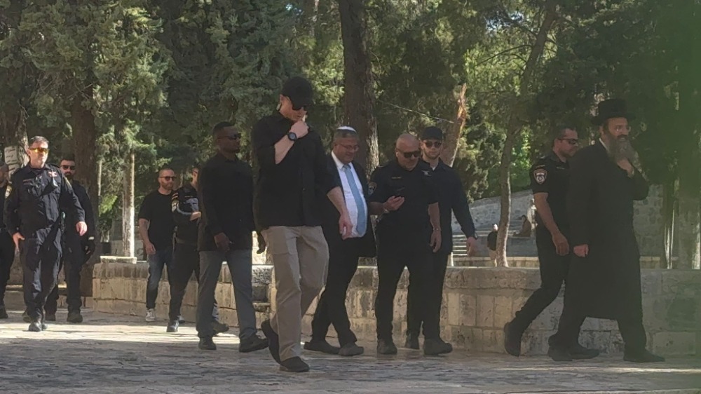 المتطرف بن غفير يقود اقتحام المستعمرين للمسجد الأقصى
