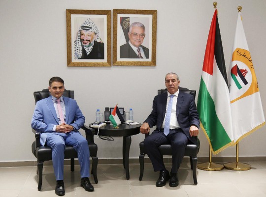 الشيخ يلتقي سفير قبرص لدى فلسطين