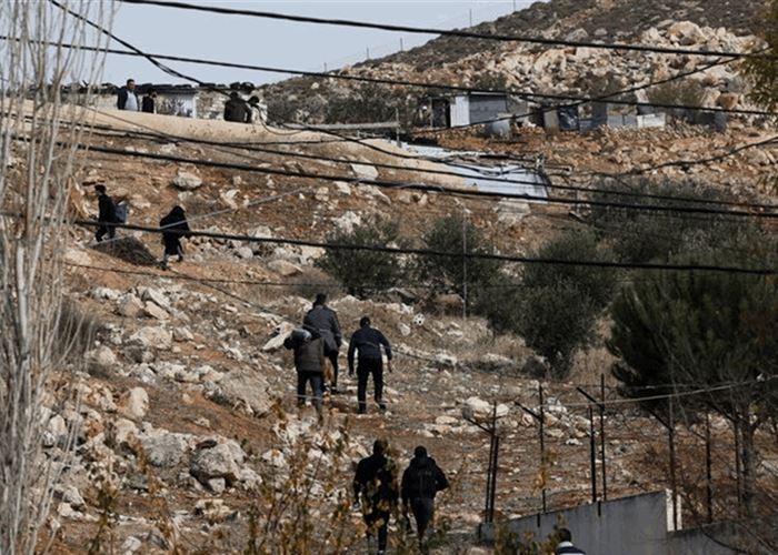 من لبنان إلى سوريا.. تفاصيل أكبر العصابات التي تطوّق الحدود
