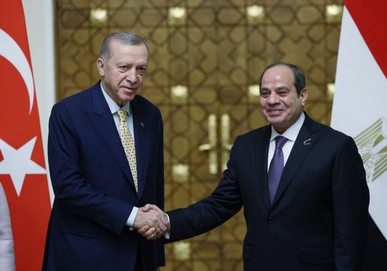 السيسي وأردوغان يحذران من "كارثة إقليمية"
