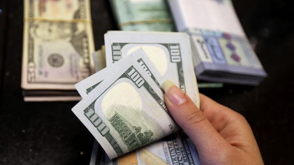 إقتصاد الكاش وغياب الشفافية بسوق الصيرفة "يورّط" لبنان