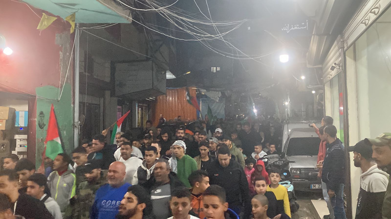 مظاهرة حاشدة في مخيم برج الشمالي تنديدًا باغتيال العاروري