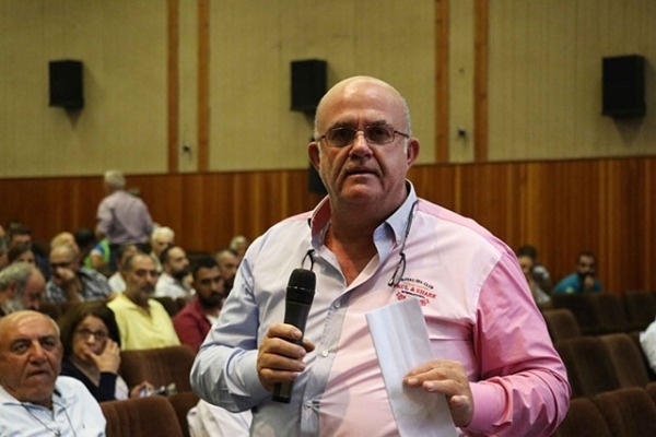 لقاء في مركز النائب معروف سعد الثقافي لـ متابعة أزمة النفايات في صيدا