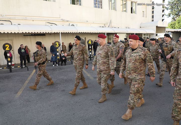 قائد الجيش يفتتح مركز التدريب على أجهزة المحاكاة الطبية ومختبر الكيمياء الحيوية والمناعيات في الطبابة العسكرية