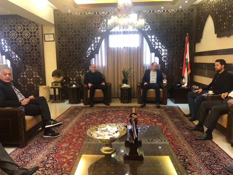 وفد من اتحاد بلديات صيدا الزهراني برئاسة يونان يبحث مع محافظ الجنوب مستجدات ملف النفايات