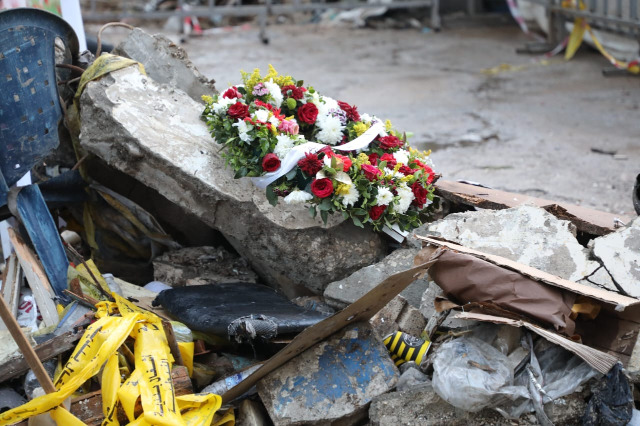 المدرسة الإنجيليّة الوطنية في النّبطيّة تقيم مسيرة شموع حدادا على روح الشهيد الطفل محمود عامر
