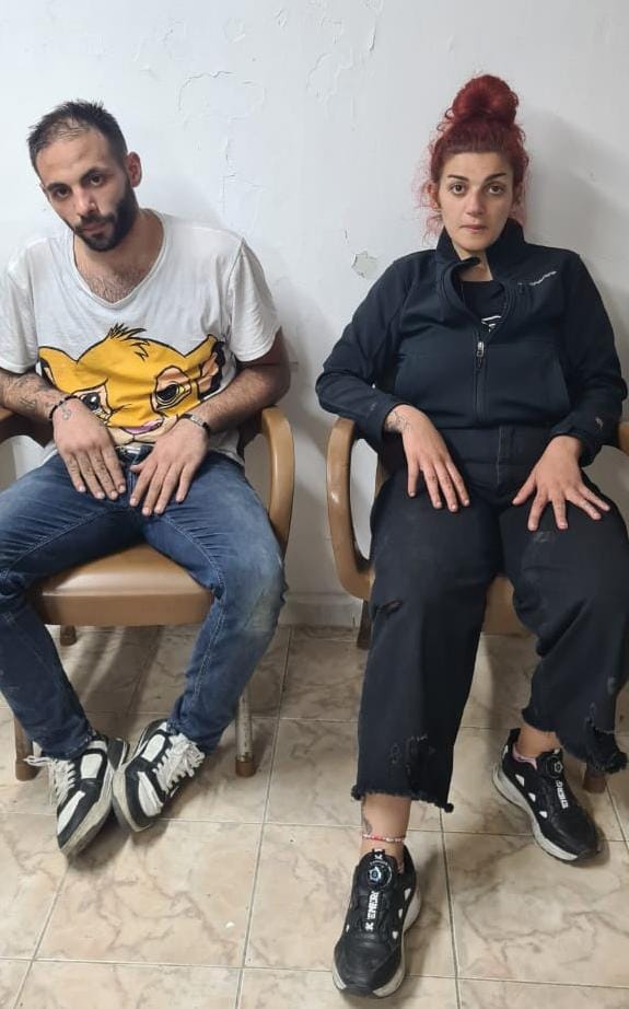 بالجرم المشهود... توقيف سارقين في منطقة طريق المطار!