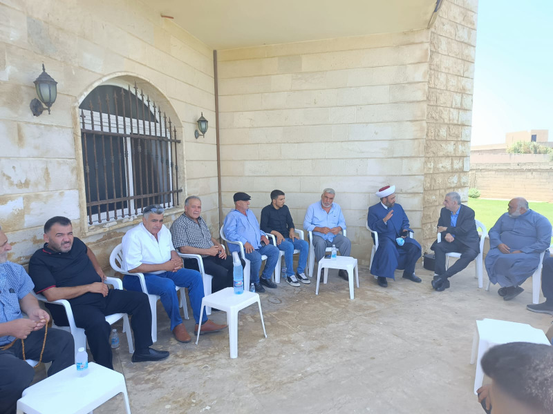 القاضي عريمط يستقبل المهنئين بسلامة عودته من رحلة العلاج.. شاكرين رجل الأعمال خلف الحبتور على الضيافة