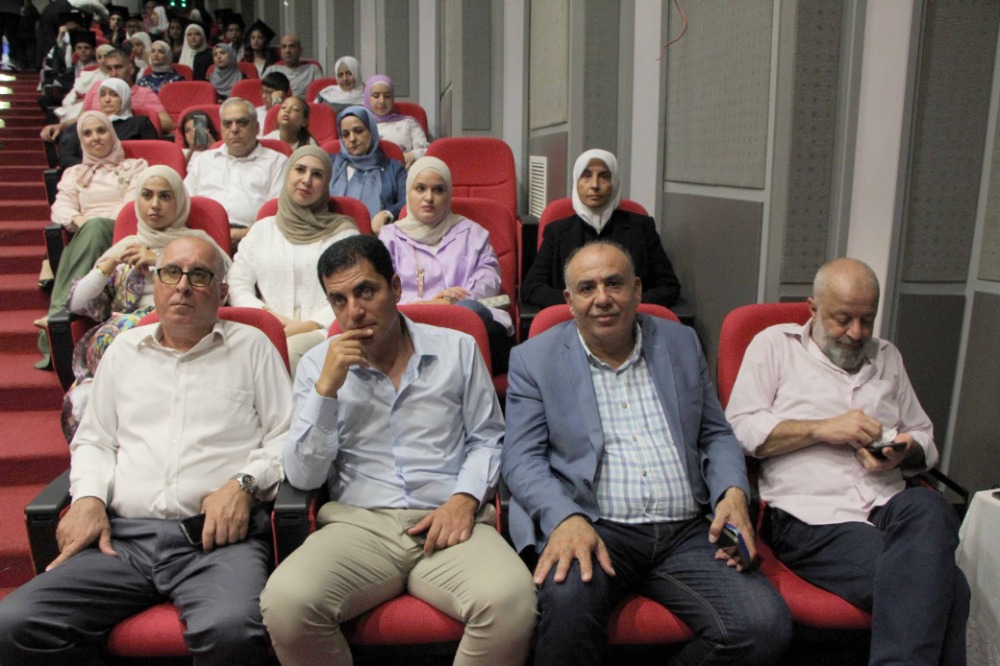 عماد الأشقر يرعى تخريج دفعة الأمل رغم الألم في المدرسة العمانية النموذجية الرسمية في صيدا: سيكون لدينا عام دراسي في الجنوب رغم أنف الاحتلال!