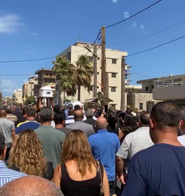 بالزغاريد والبخّور.. أنفه تودع الزوجة الحامل وطفلها