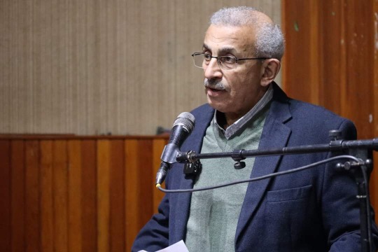 النائب د. أسامة سعد خلال لقاء تكريمي لمتطوعات ومتطوعي التنظيم الشعبي الناصري ومؤسسة معروف سعد: "الوطن لا ينهض إلا بتكاتف أبنائه، وعملكم التطوعي بما يحمله من عطاء وتضحيات هو أصدق أشكال المقاومة"