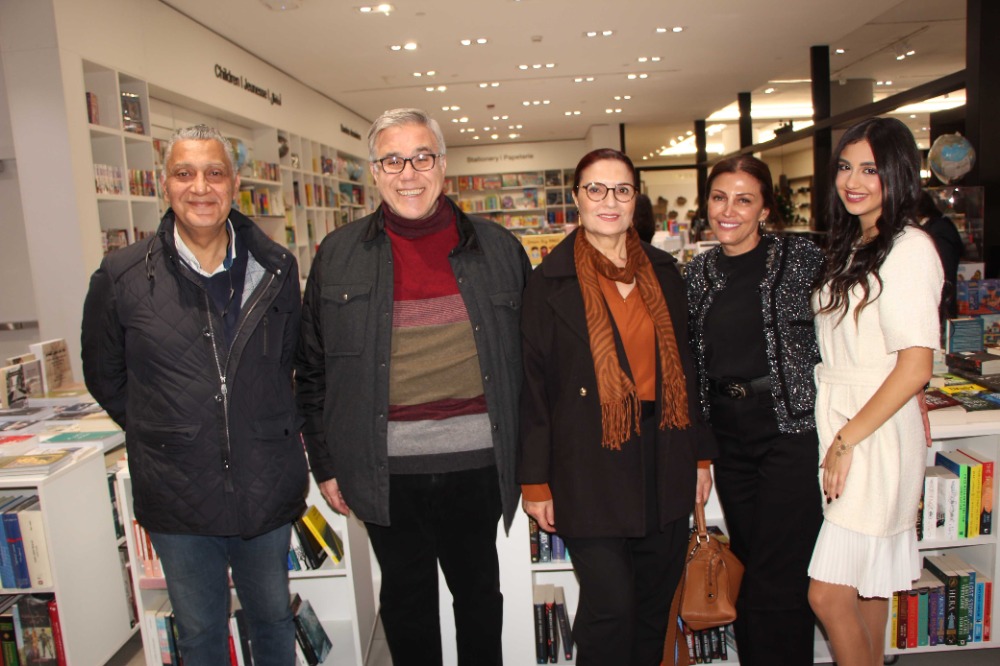 غيد البزري وقّعت كتابها الروائي الأول "هواجس شاعر" في "مكتبة أنطوان" بمشاركة فاعليات صيداوية