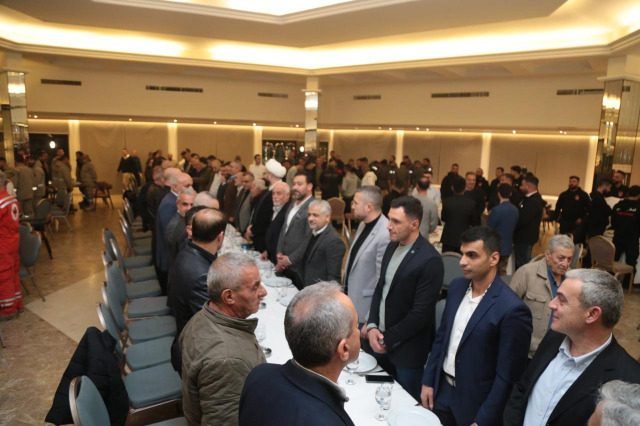 سقلاوي مكرّما مشاركين بالجهود الإغاثية والإنسانية في صور: أبطال حقيقيون واجهوا باللحم والضمير الحيَّين آلة موت إجرامية