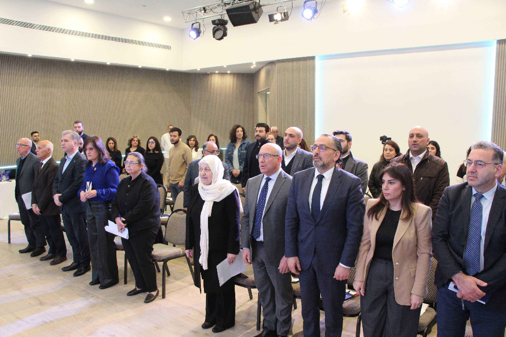 مؤسسة الحريري أطلقت أولى جلساتها الحوارية لمناقشة البيان الوزاري للحكومة