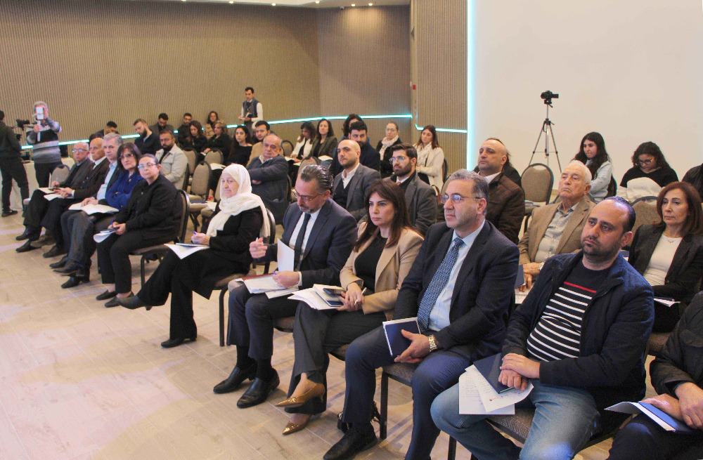 مؤسسة الحريري أطلقت أولى جلساتها الحوارية لمناقشة البيان الوزاري للحكومة