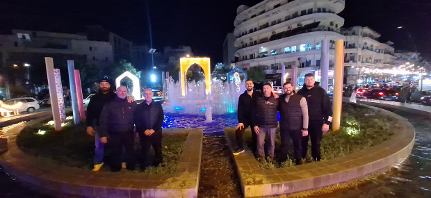 بالتزامن مع حلول عيد الفطر.. بلدية صيدا تدشن إنارة وتشغيل نافورة بركة ساحة النجمة