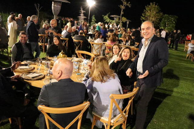 مرعي أبو مرعي وعقيلته هويدا يقيمان سحوراً رمضانياً تعزيزاً للأخوة