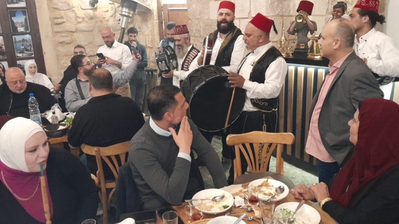 "التنظيم الشعبي الناصري" يُقيم سحوراً رمضانياً في مقهى باب السراي في صيدا القديمة
