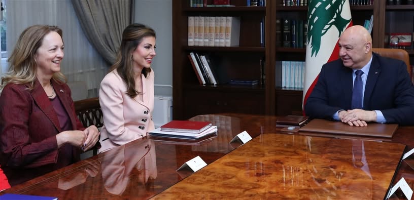 بالصور: ساعة وثلث من الإجتماع بين الرئيس عون واورتاغوس