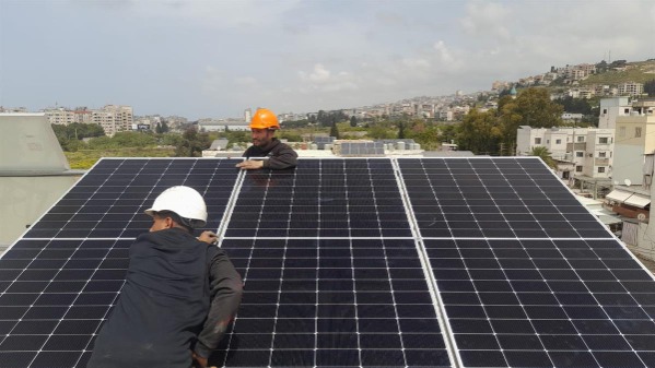 رئيس بلدية صيدا د. حازم ينوه بمبادرات المشرفين والممولين لمشروع "حارتنا" الإنمائي في التعمير - صيدا