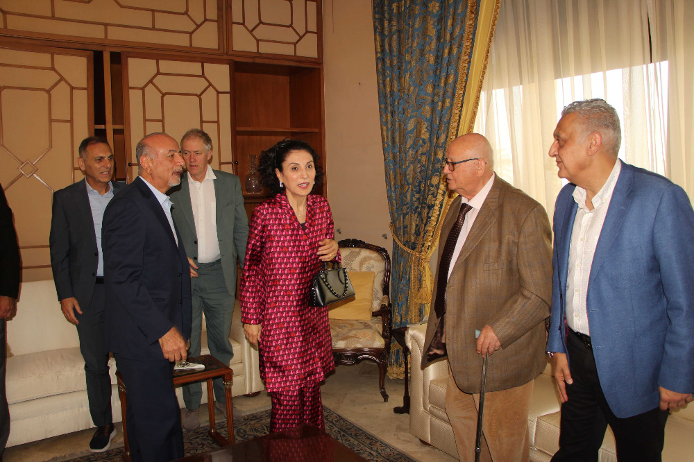 بهية الحريري استقبلت سفراء أجانب وممثلي منظمات دولية زاروا صيدا