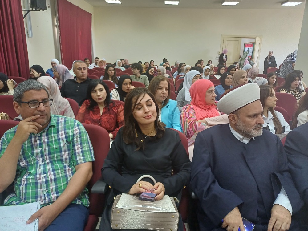 بمناسبة "اليوم العالمي للسلام".. كلية الآداب في الجنوب تنظّم مؤتمرًا جامعًا