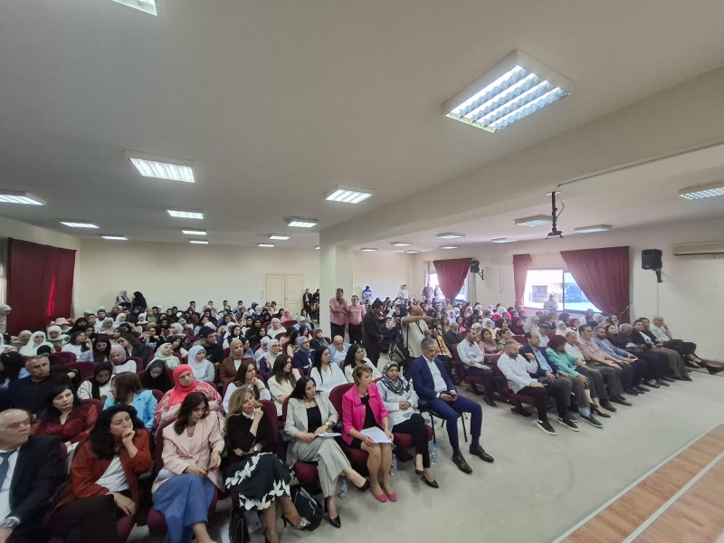 بمناسبة "اليوم العالمي للسلام".. كلية الآداب في الجنوب تنظّم مؤتمرًا جامعًا