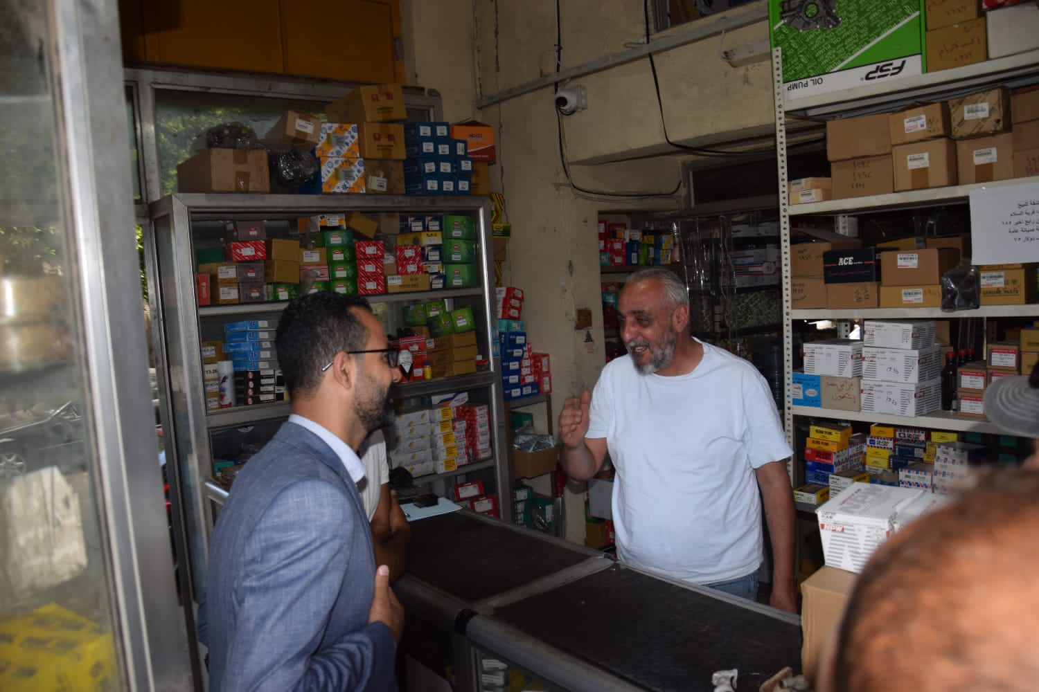 المرشح لبلدية صيدا كاتب العدل محيي الدين طرحة يجول في المدينة الصناعية القديمة ومنطقة الفوار