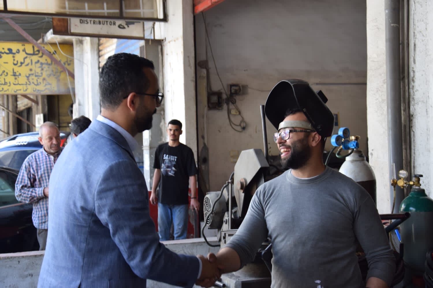 المرشح لبلدية صيدا كاتب العدل محيي الدين طرحة يجول في المدينة الصناعية القديمة ومنطقة الفوار