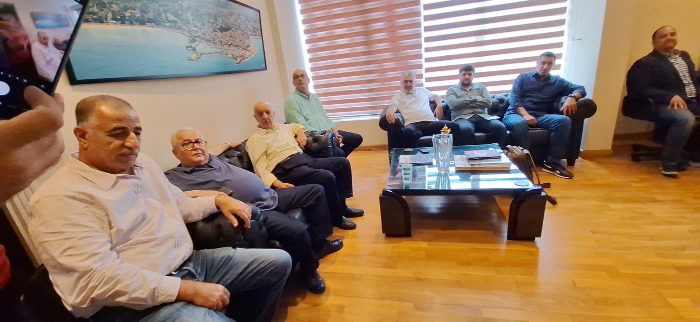 جلسة تسليم وتسلم لرئاسة بلدية صيدا بين د. بديع وحجازي