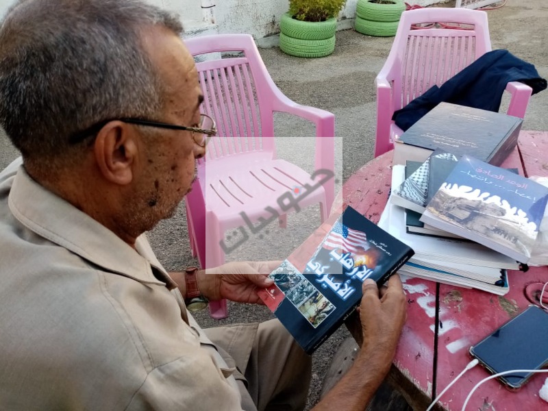 الدكتور رجب شعلان كاتب بلغة الشعر والتاريخ
